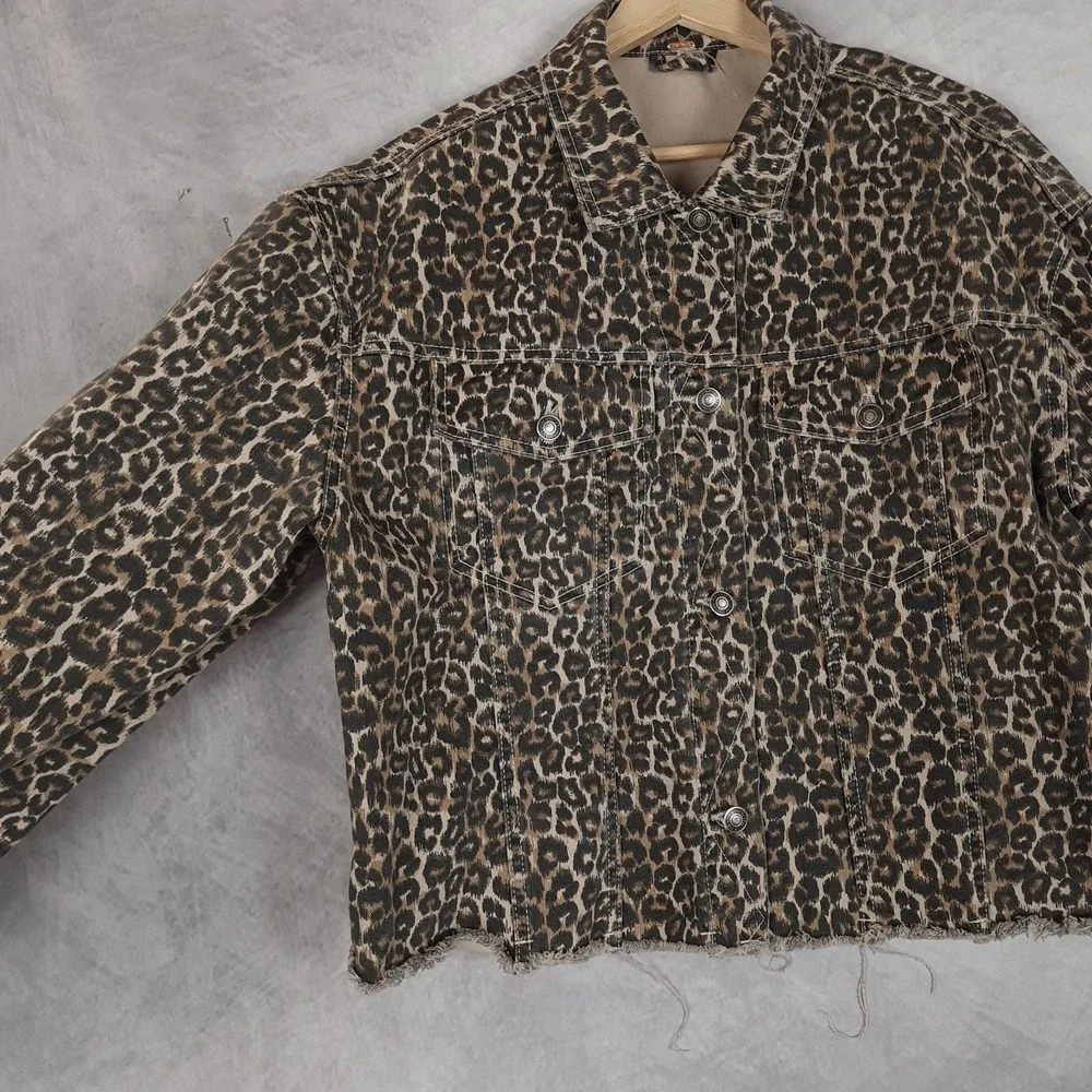 Free People Jacket Womens Large Brown Leopard Denim Raw Hem Cropped Trucker - Picture 2 of 16